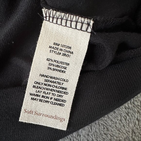 NWT Soft Surroundings Black Madeline Long Sleeve Sweater Tunic MEDIUM Shirt - Picture 6 of 6